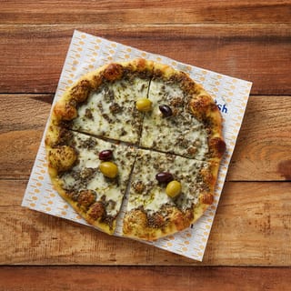 5 Zaatar & Cheese Manakish